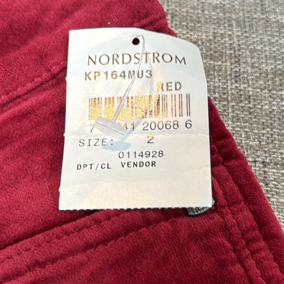 Kut from the Kloth MIA Skinny Jean in Plum - Picture 3 of 12